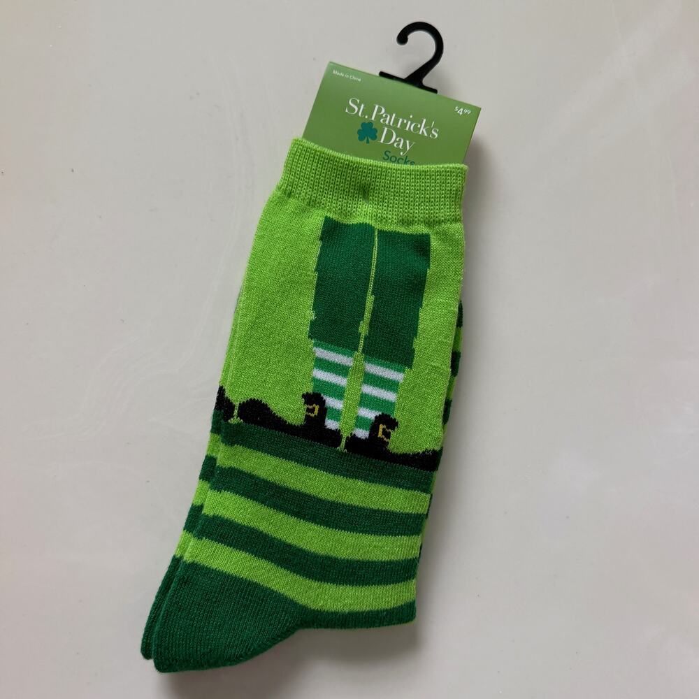 NWT Jo-Ann St. Patrick's Day Crew Socks Green Striped Leprechaun Shoe Size 4-10